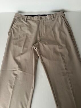 Men’s Izod Golf Khaki Pant Size 34X30